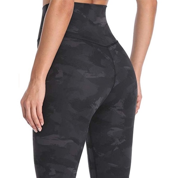 𝐶𝑎𝑚𝑜 𝐿𝑒𝑔𝑔𝑖𝑛𝑔𝑠 - Picture 3 of 6